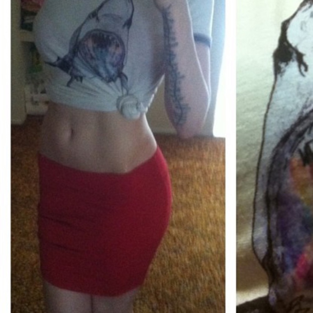 Red Forever 21 stretchy/tight mini/pencil skirt
